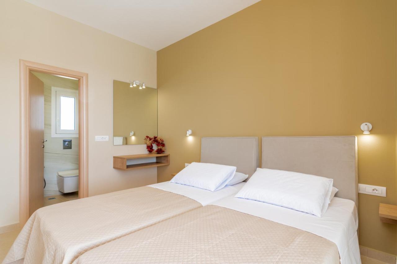 Spartakos Luxury Villa 2 Koukounaria Ngoại thất bức ảnh